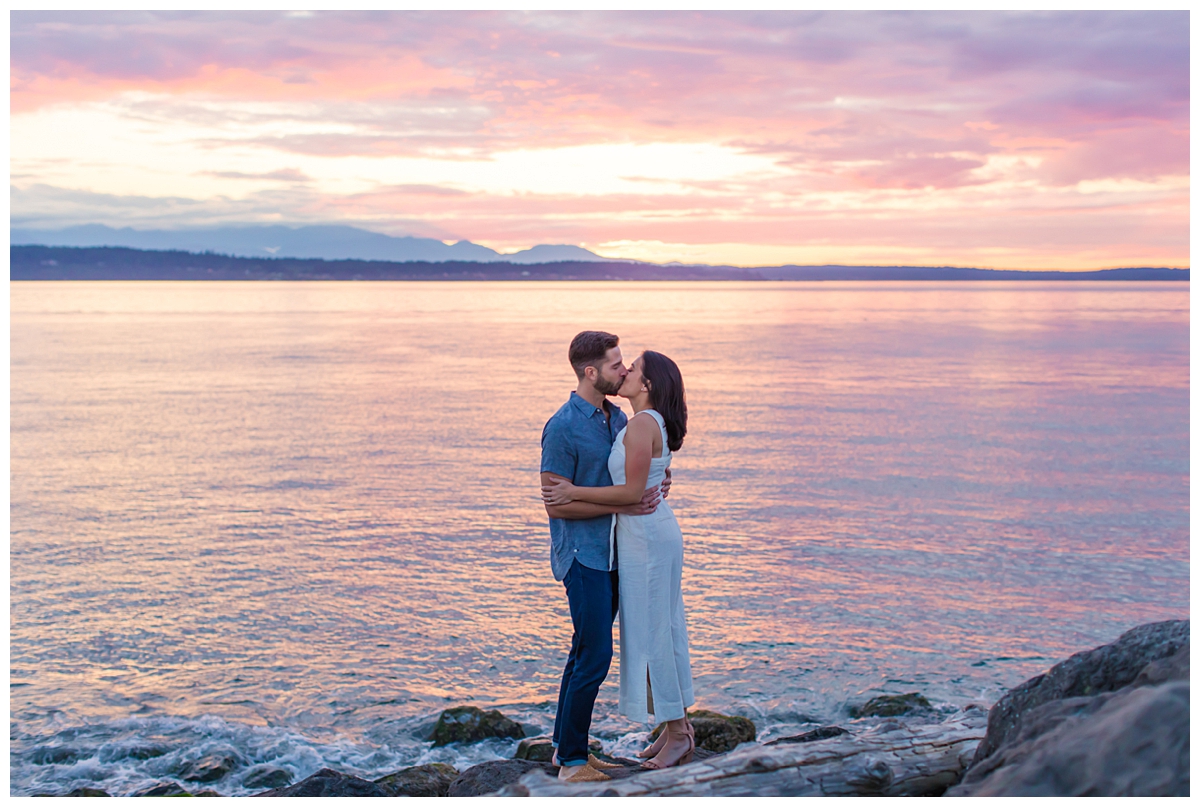 Seattle Discovery Park Engagement, Seattle Wedding Photographer 